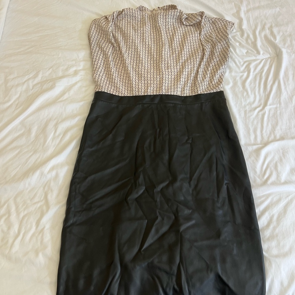 Express Cream and Black Patterned dress